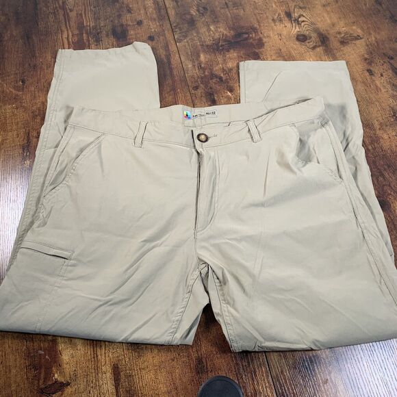 UB Tech Pants Mens Size 40X30 Classic Fit Chino Zip Pocket Casual Outdoor Comfor - Picture 2 of 5